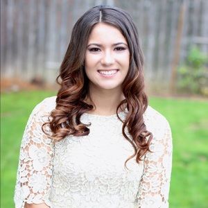 Meet your Posher, Nicole